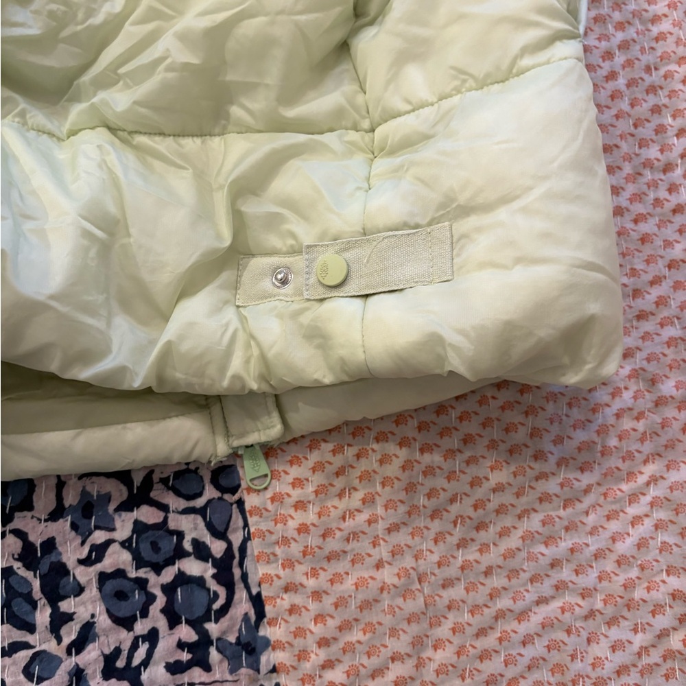 FP Movement Bubble Puffer Vest in Melon - Picture 4 of 8